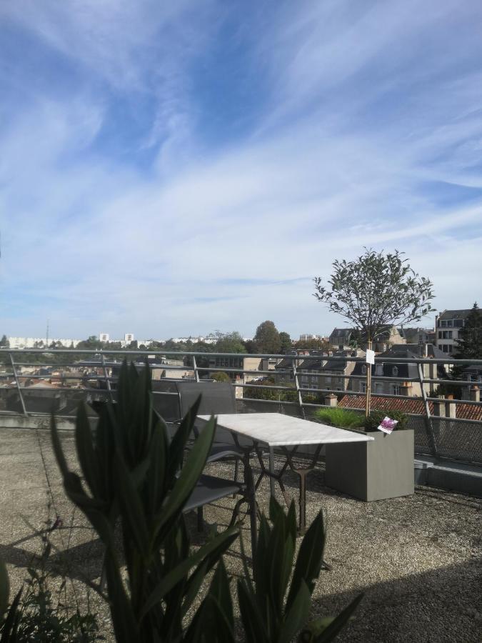 Appartamento Le Carmélite Poitiers Esterno foto